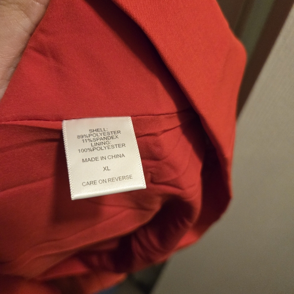 Gabrielle Union Women's Scarlet Double-Breasted Blazer - Picture 5 of 5